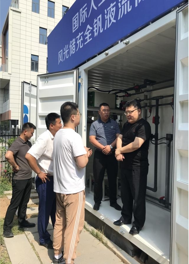 企業(yè)資訊 昭明交通新能源領(lǐng)導(dǎo)一行蒞臨中鈉儲能調(diào)研考察2.jpg